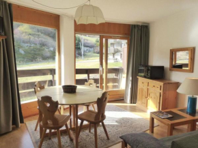 Résidence Le Lac Blanc - Appartement 2 pièces pour 6 personnes à Meribel Mottaret dans le quartier du Hameau, au pied des pistes et proche des commerces MAE-2024